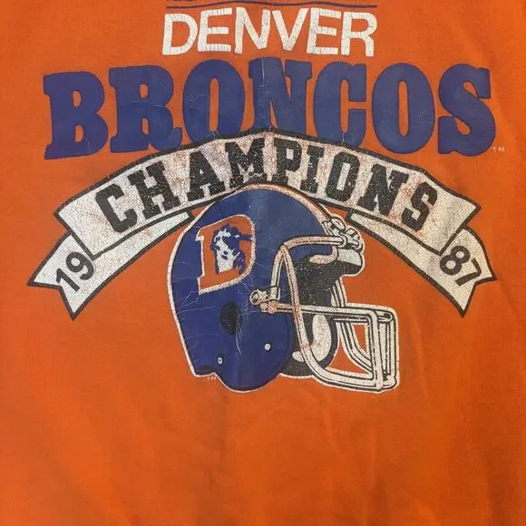 Champions Sweatshirt Mens Size Medium Orange Denver Broncos NFL Football AFC Vtg